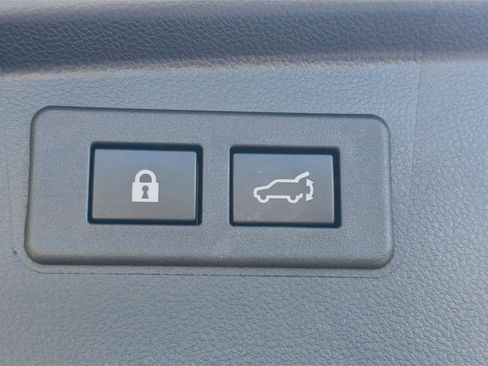 Used 2022 Subaru Outback Wilderness AWD/4WD image 32