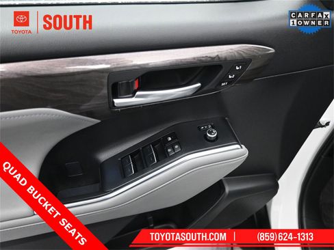 Used 2023 Toyota Highlander Platinum image 26