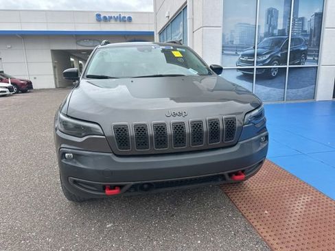 Used 2022 Jeep Cherokee Trailhawk AWD/4WD image 4
