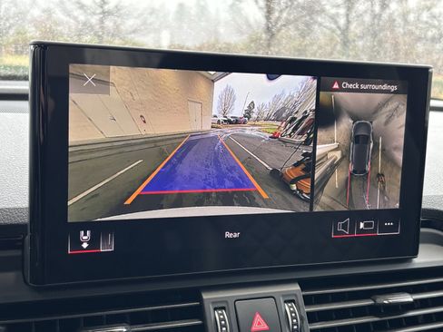 Used 2024 Audi SQ5 Premium Plus image 24