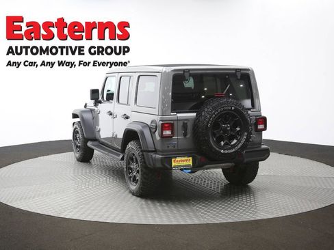 Used 2023 Jeep Wrangler Unlimited w/ Sun & Screen Package image 42