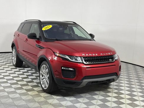 Used 2017 Land Rover Range Rover Evoque SE AWD/4WD image 3