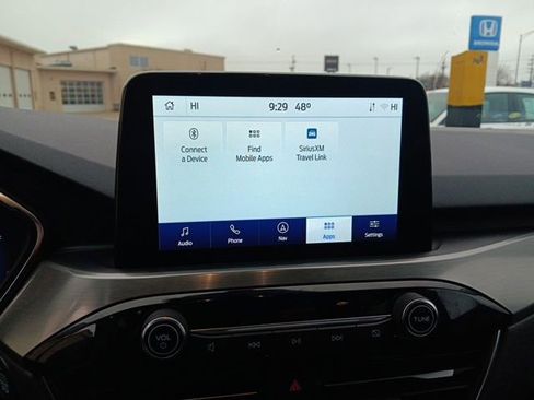 Used 2022 Ford Escape Titanium image 18