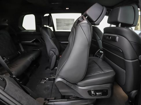 New 2027 BMW X7 xDrive40i w/ M Sport Package AWD/4WD image 34