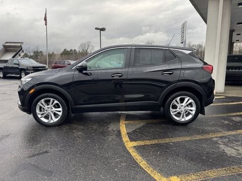 Used 2022 Buick Encore GX Preferred w/ Cold Weather Comfort Package image 2