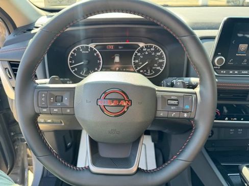 Used 2026 Nissan Rogue SV w/ Rock Creek Premium Package AWD/4WD image 17