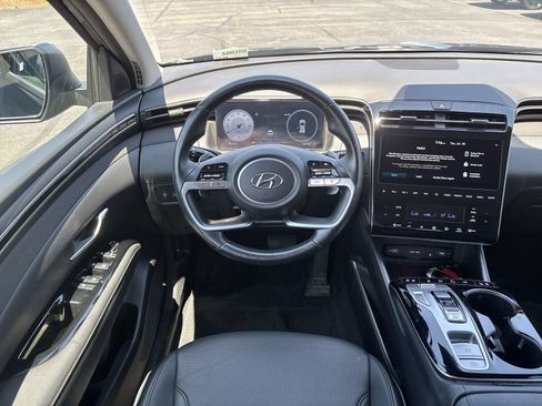 Certified 2024 Hyundai Tucson Limited AWD/4WD image 17