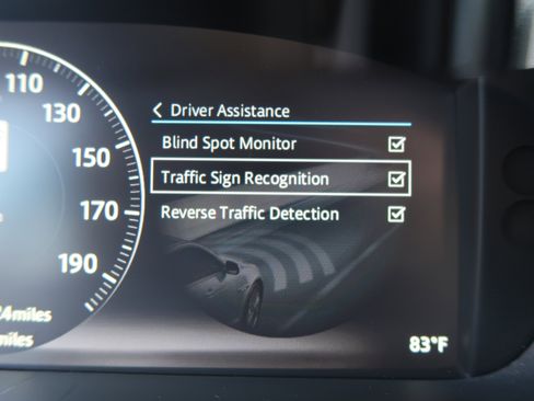 Used 2016 Jaguar XJ Supercharged image 30