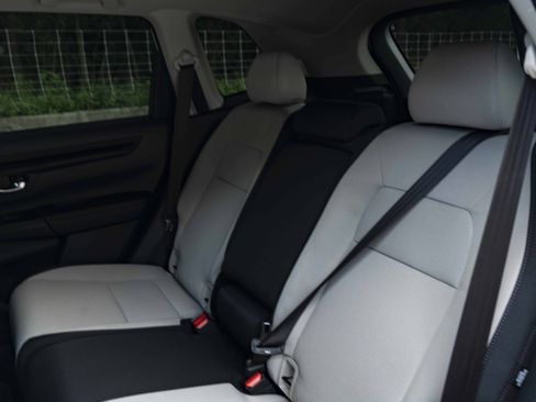 Certified 2026 Honda CR-V LX image 18