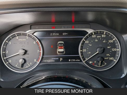 Certified 2023 Nissan Rogue SV image 20