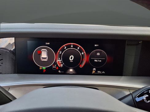 New 2026 Volkswagen Tiguan SE R-Line AWD/4WD image 32