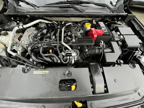 Used 2023 Nissan Sentra SV image 32