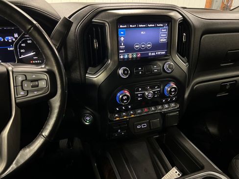 Certified 2020 GMC Sierra 1500 Denali w/ Denali Ultimate Package AWD/4WD image 22