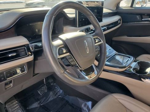 Certified 2023 Lincoln Nautilus Reserve image 15