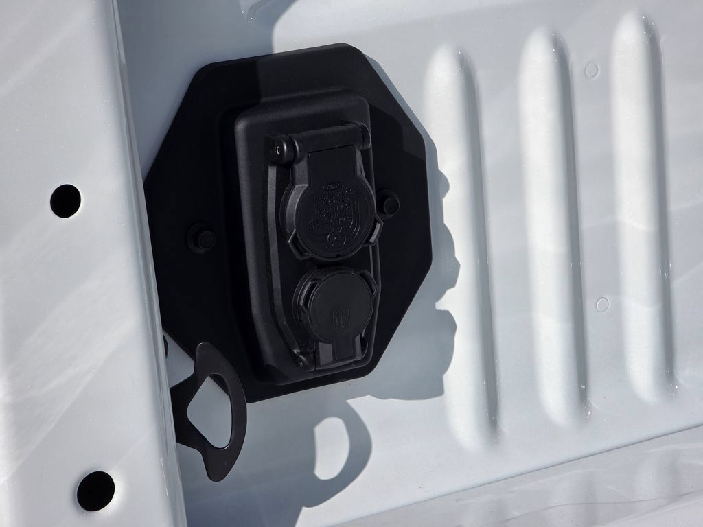 New 2026 Ford F350 Platinum AWD/4WD image 32