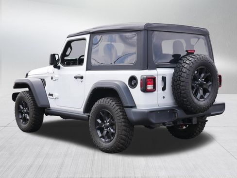 Used 2022 Jeep Wrangler Sport AWD/4WD image 5