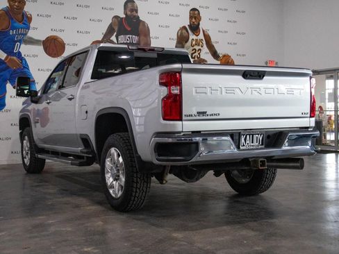 Used 2020 Chevrolet Silverado 2500 LTZ w/ LTZ Texas Edition image 21