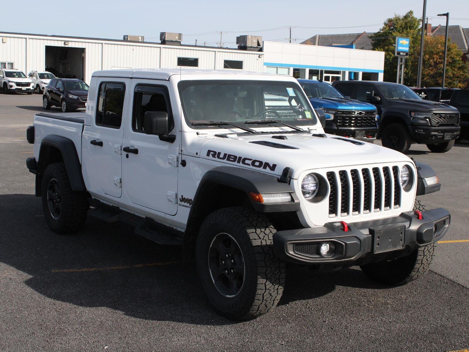 Used 2022 Jeep Gladiator Rubicon w/ LED Lighting Group AWD/4WD image 3