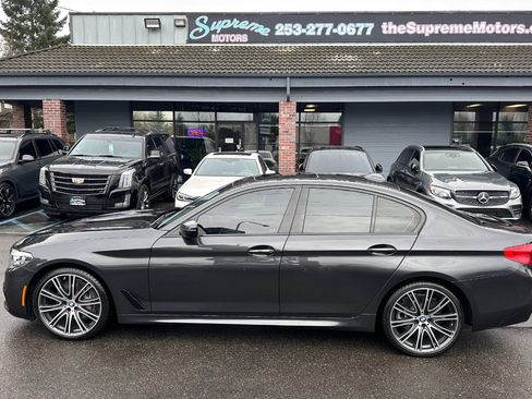 Used 2020 BMW 540i w/ M Sport Package image 3