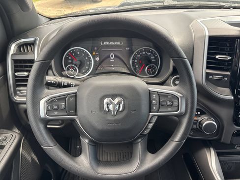 New 2026 RAM 1500 Express AWD/4WD image 24
