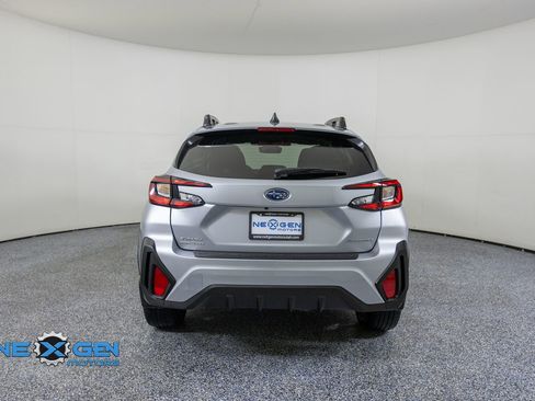 Used 2024 Subaru Crosstrek 2.0i Premium AWD/4WD image 6