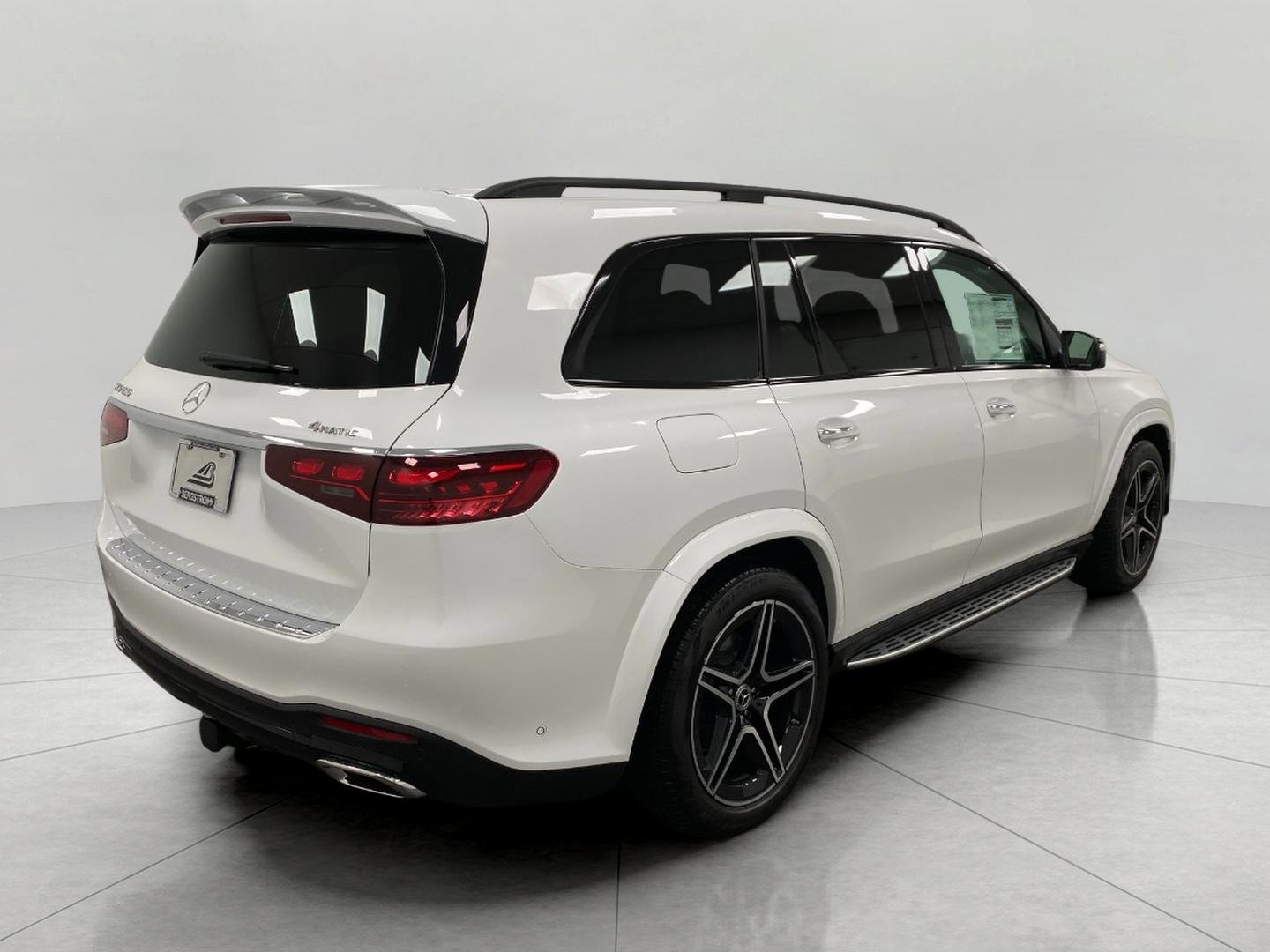 New 2026 Mercedes-Benz GLS 450 4MATIC image 3