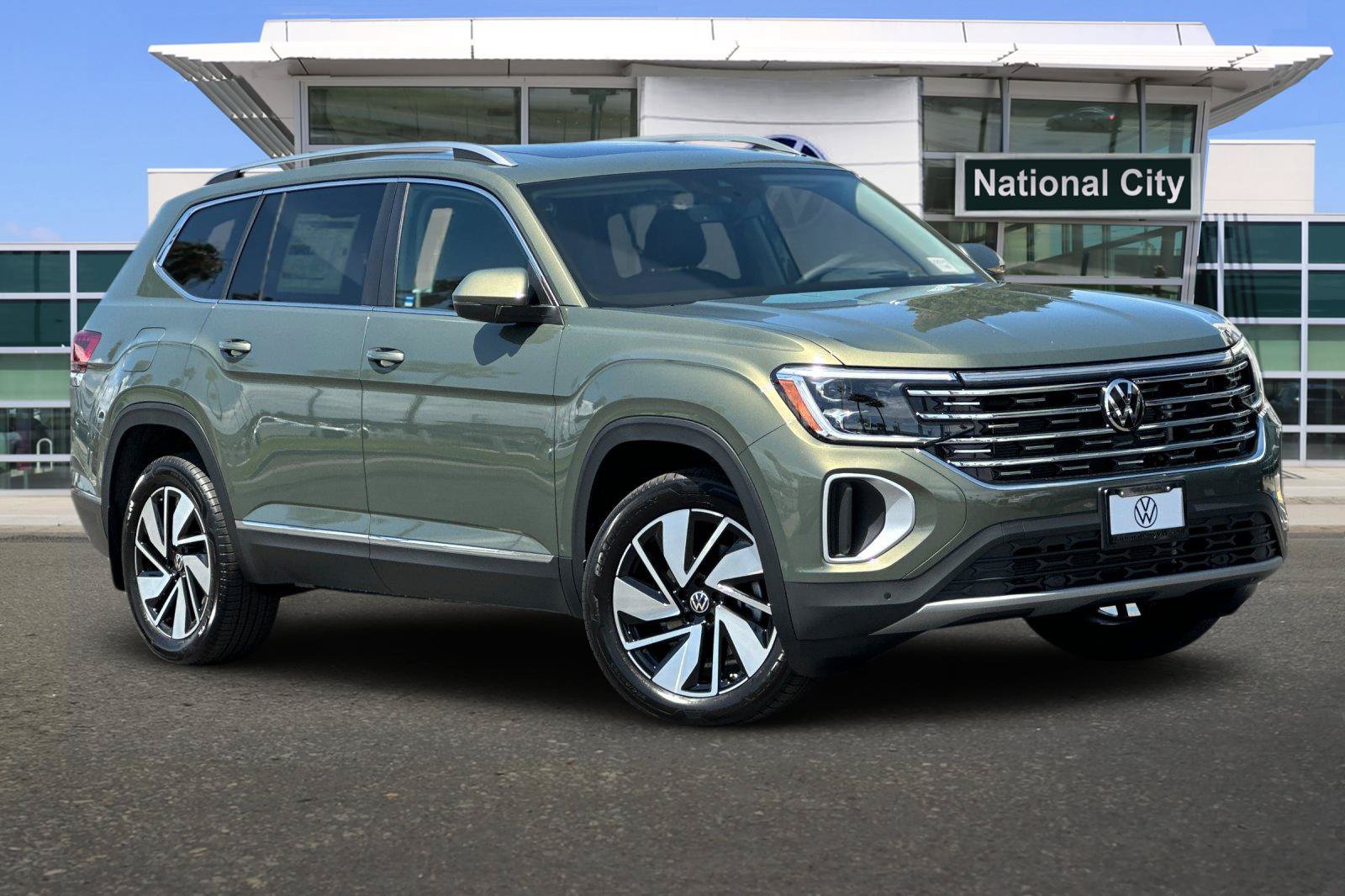 New 2026 Volkswagen Atlas SEL AWD/4WD image 2