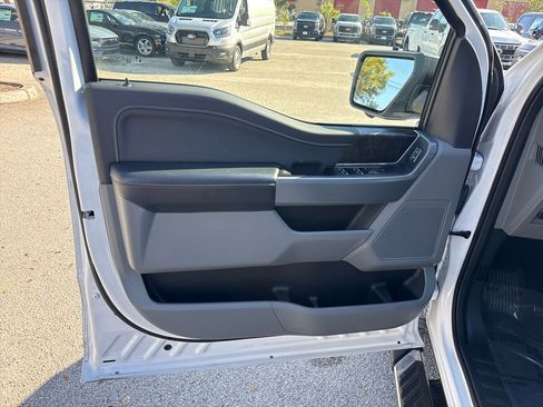 Used 2022 Ford F150 XLT w/ Equipment Group 301A Mid image 13