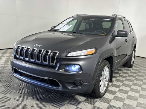 Used 2014 Jeep Cherokee Limited w/ Luxury Group FWD image 4