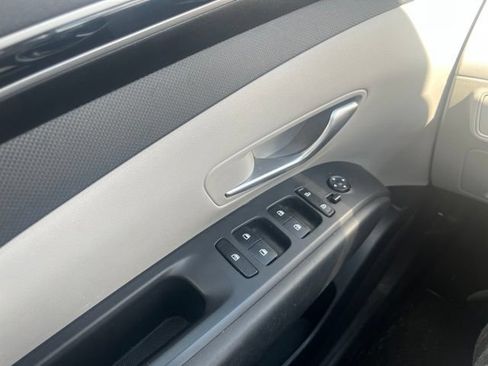 Used 2024 Hyundai Tucson SEL FWD image 16