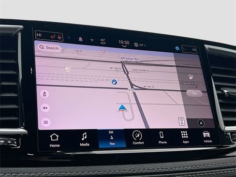 Used 2022 Chrysler Pacifica Limited w/ Uconnect Theater Family Group image 13