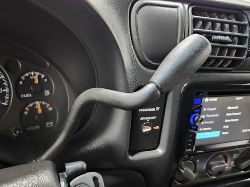 Used 2001 GMC Sonoma SLS w/ Super Spec Pkg 3 image 25