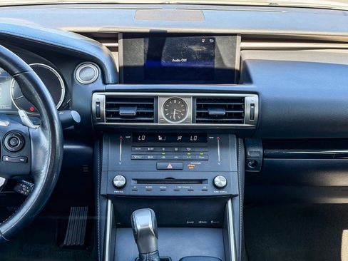 Used 2016 Lexus IS 200t RWD image 12