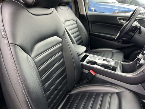 Certified 2022 Ford Edge SEL w/ Convenience Package image 26