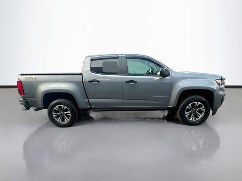 Used 2021 Chevrolet Colorado Z71 w/ Safety Package AWD/4WD image 5