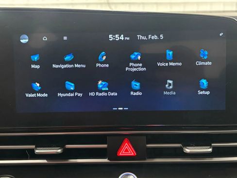 Used 2023 Hyundai Elantra SEL w/ Convenience Package image 40