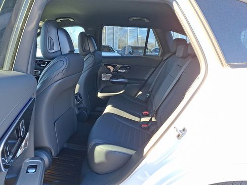 New 2026 Mercedes-Benz GLC 300 4MATIC image 8