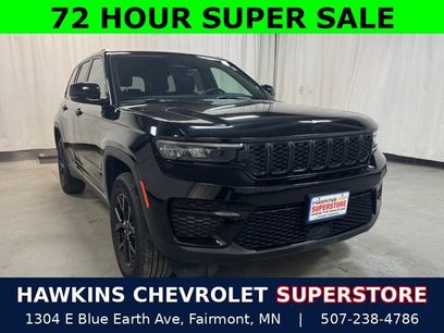 Used 2025 Jeep Grand Cherokee Altitude