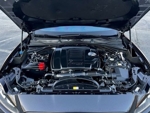 Used 2019 Jaguar F-PACE Prestige image 45