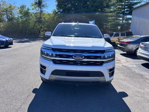 Certified 2024 Ford Expedition Limited image 2