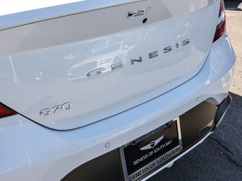 New 2026 Genesis G70 2.5T Prestige image 7