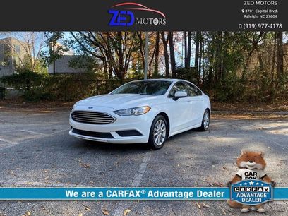 Used 2017 Ford Fusion SE w/ Fusion SE Technology Package