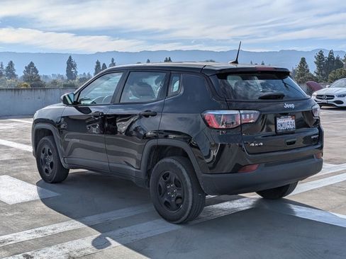 Used 2019 Jeep Compass Sport image 7