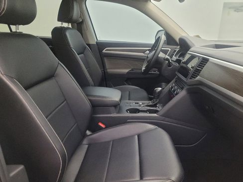 Used 2021 Volkswagen Atlas SE w/ Panoramic Sunroof Package FWD image 21