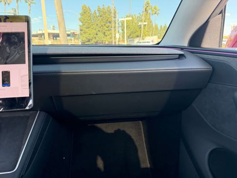 Used 2026 Tesla Model Y AWD image 16