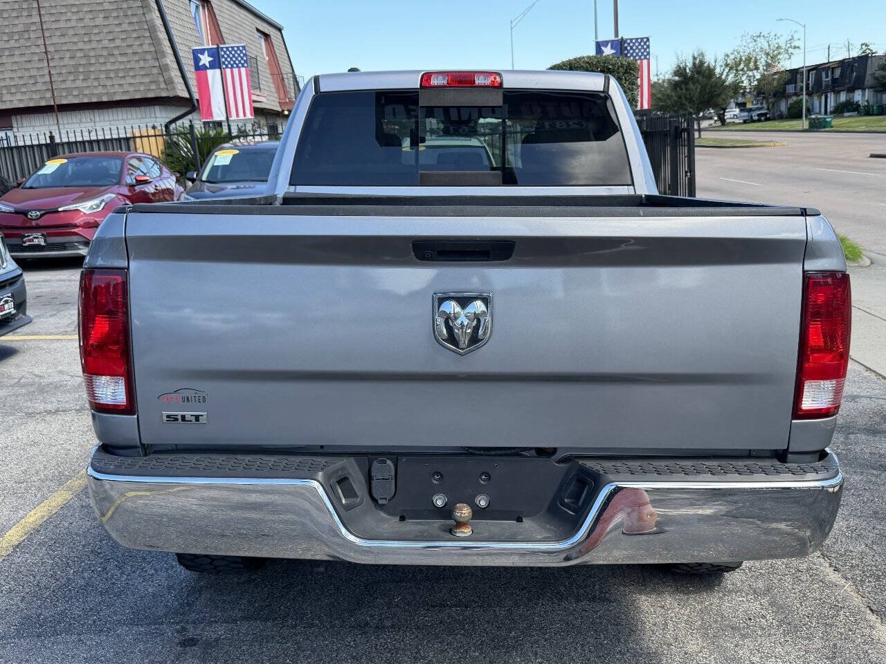 Used 2019 RAM 1500 Classic SLT RWD image 5