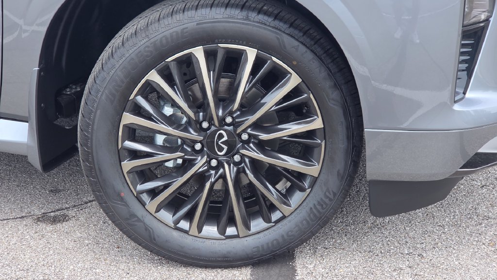 New 2026 INFINITI QX80 Autograph w/ Premium Cargo Package AWD/4WD image 11