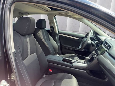 Used 2018 Honda Civic EX image 15