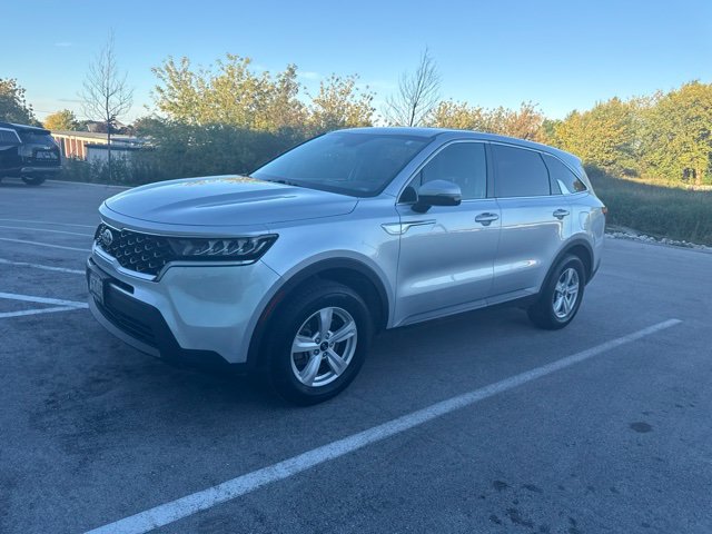 Used 2021 Kia Sorento LX AWD/4WD image 6