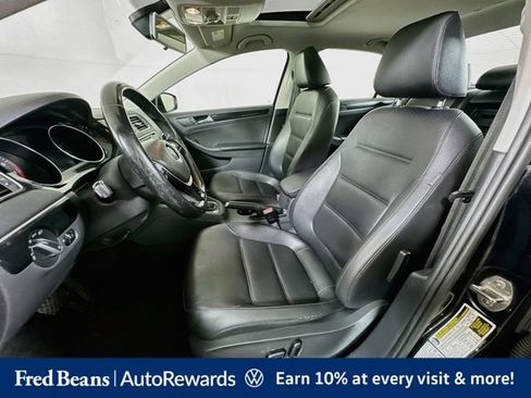 Used 2017 Volkswagen Jetta SEL FWD image 27